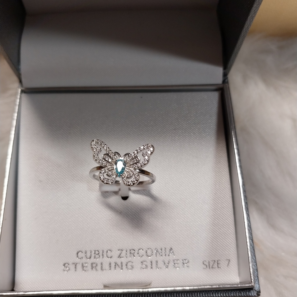Primrose  Ring - Picture 4 of 4